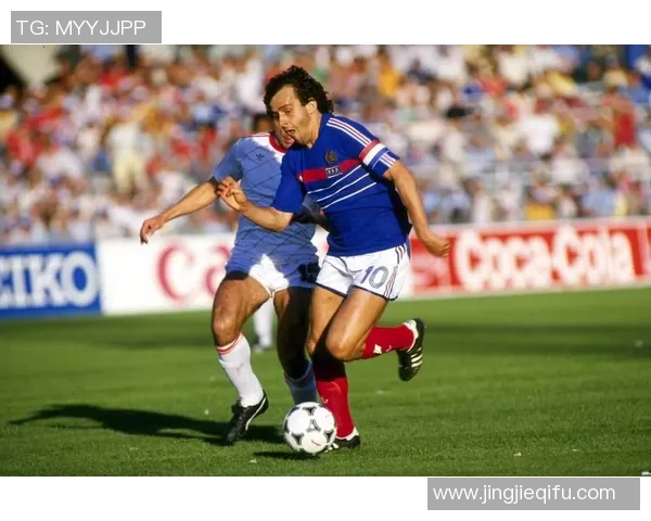 法国足球明星亨特的传奇生涯与对足球的热爱探索